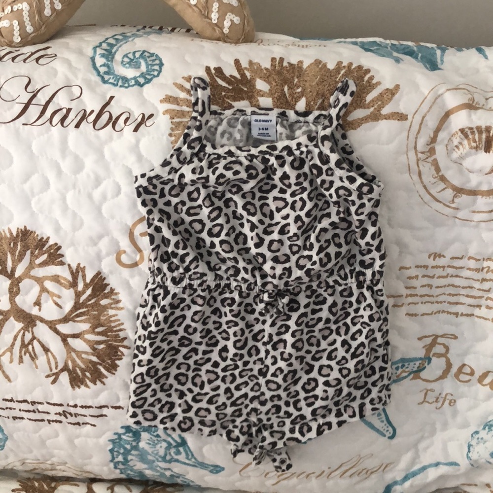 Baby Girl Romper bundle - Picture 2 of 7